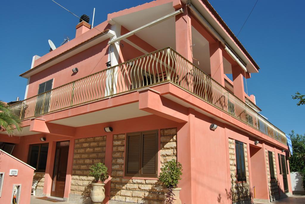 La Rosa Del Deserto Bed and Breakfast Scicli Eksteriør billede